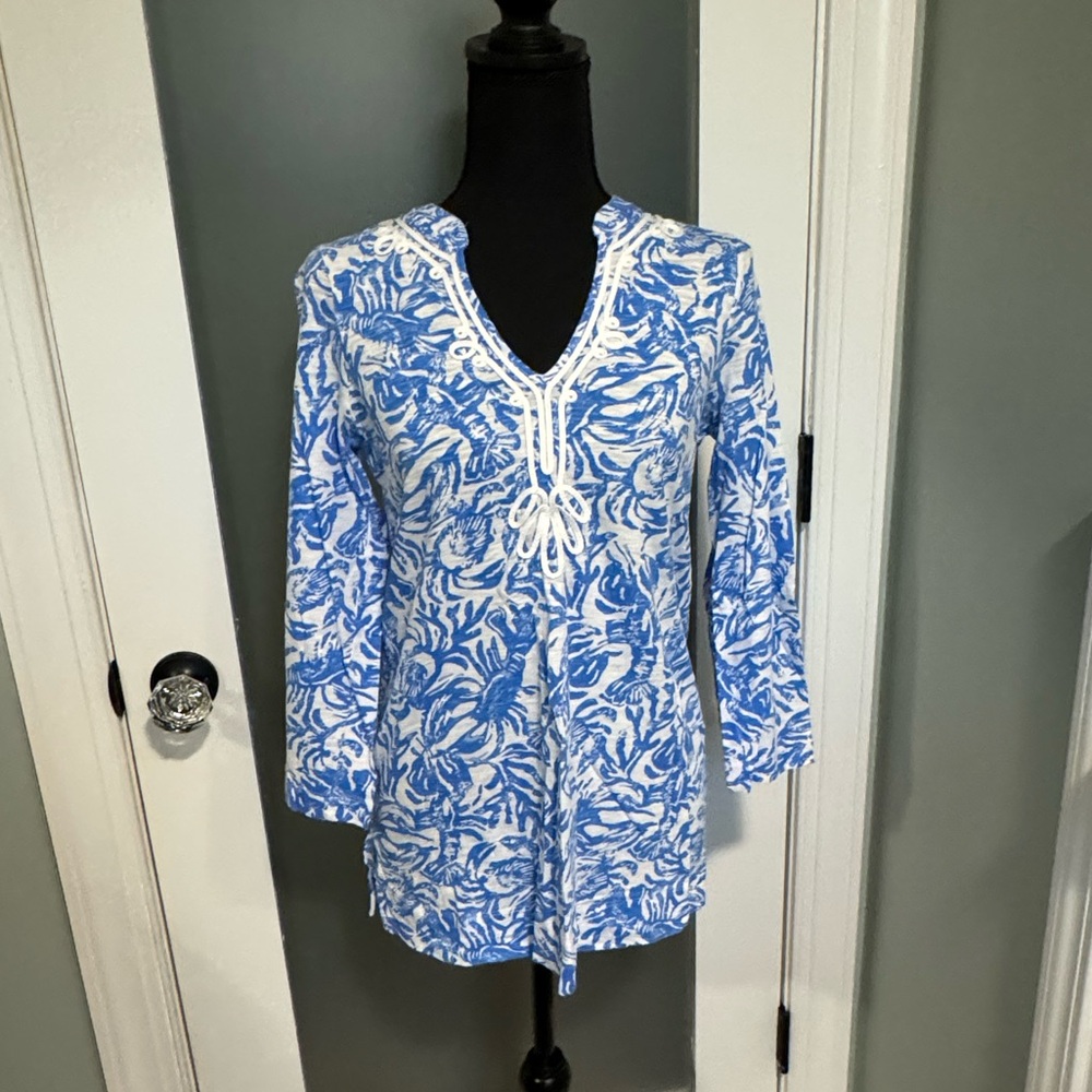 Lilly Pulitzer Blue and White Tunic Top